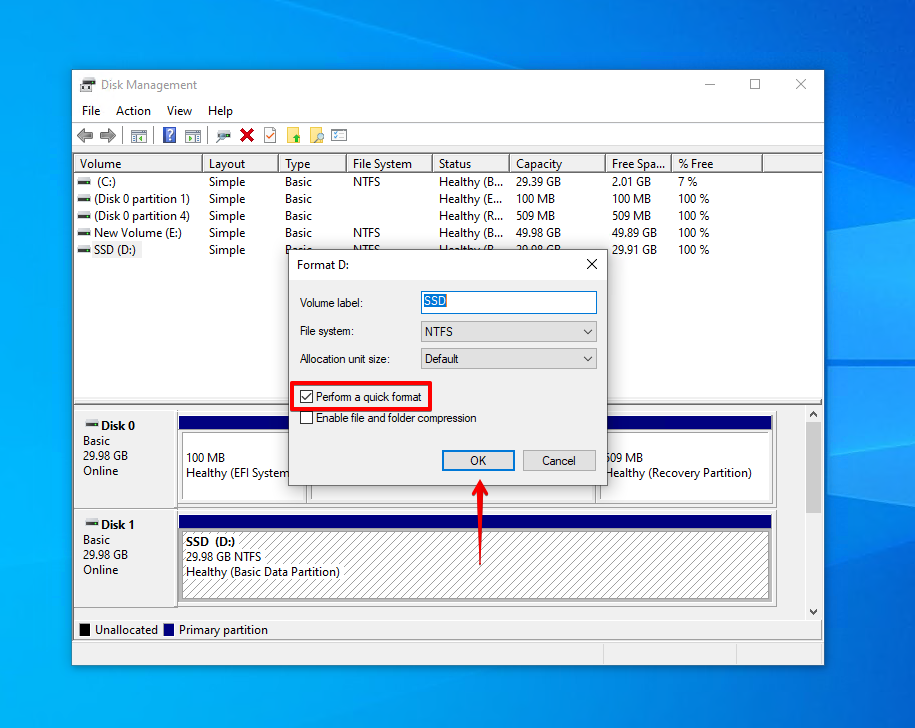 Choosing to format the solid-state drive's volume.