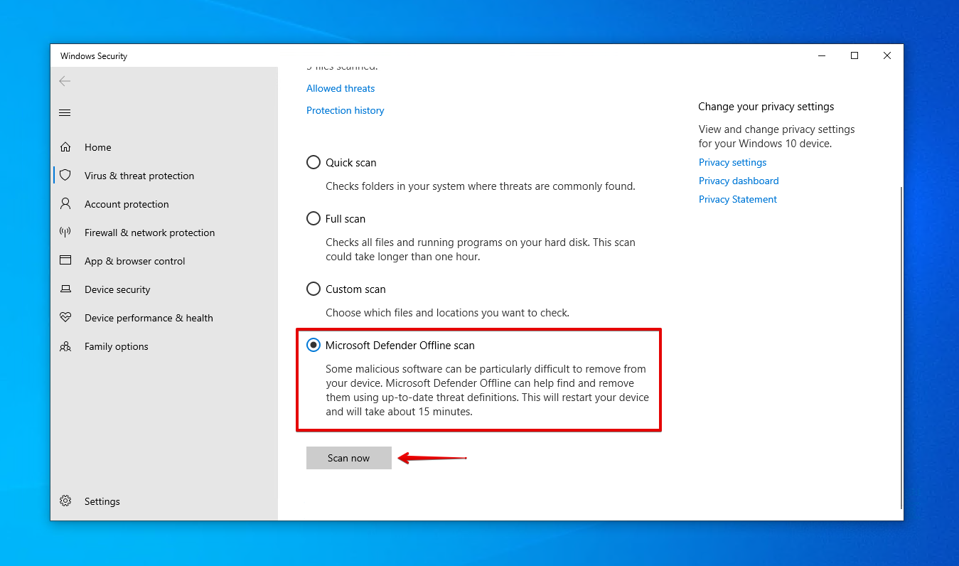 Performing an offline scan using Microsoft Defender.