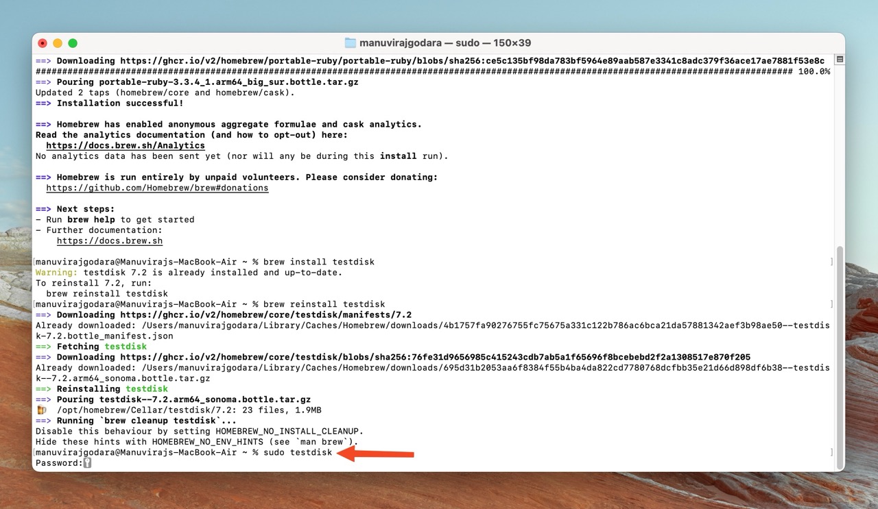 Terminal no Mac com um comando para abrir o TestDisk.