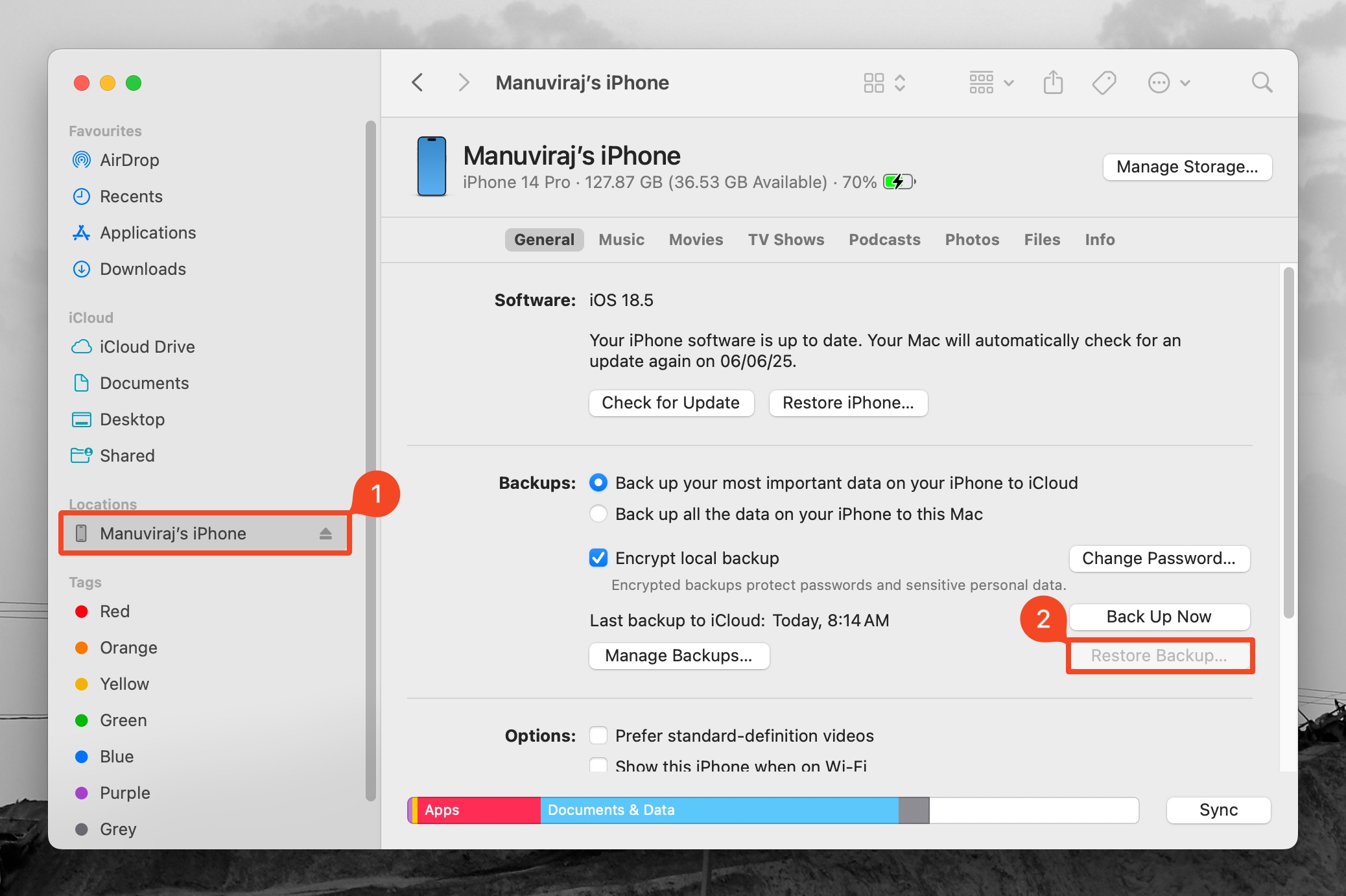 The iPhone tab in Finder.