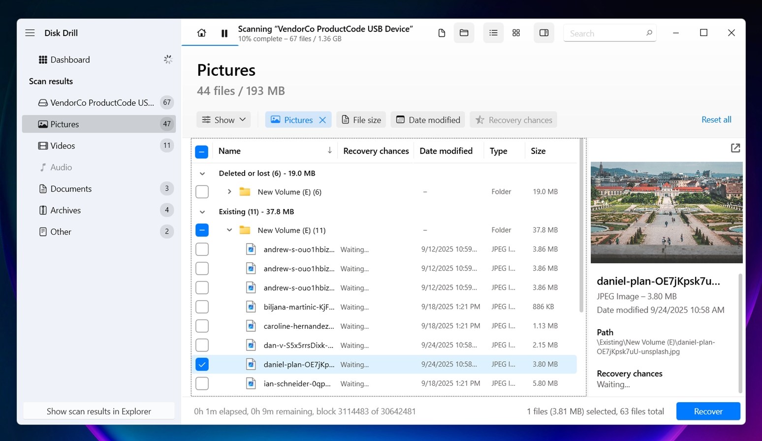 Disk Drill shows previews